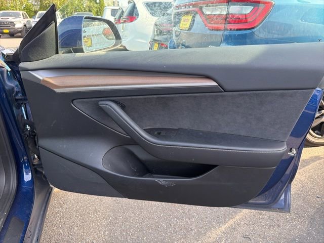 Used 2023 Tesla Model 3 Standard Range RWD image 17