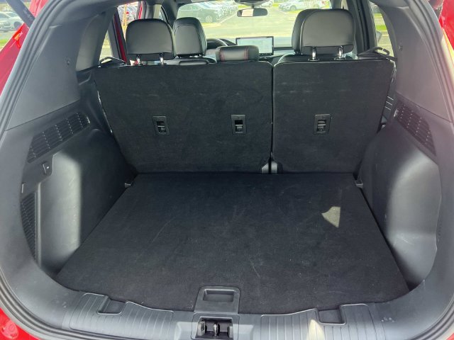 Used 2024 Ford Escape ST-Line w/ Tech Pack #1 AWD/4WD image 11
