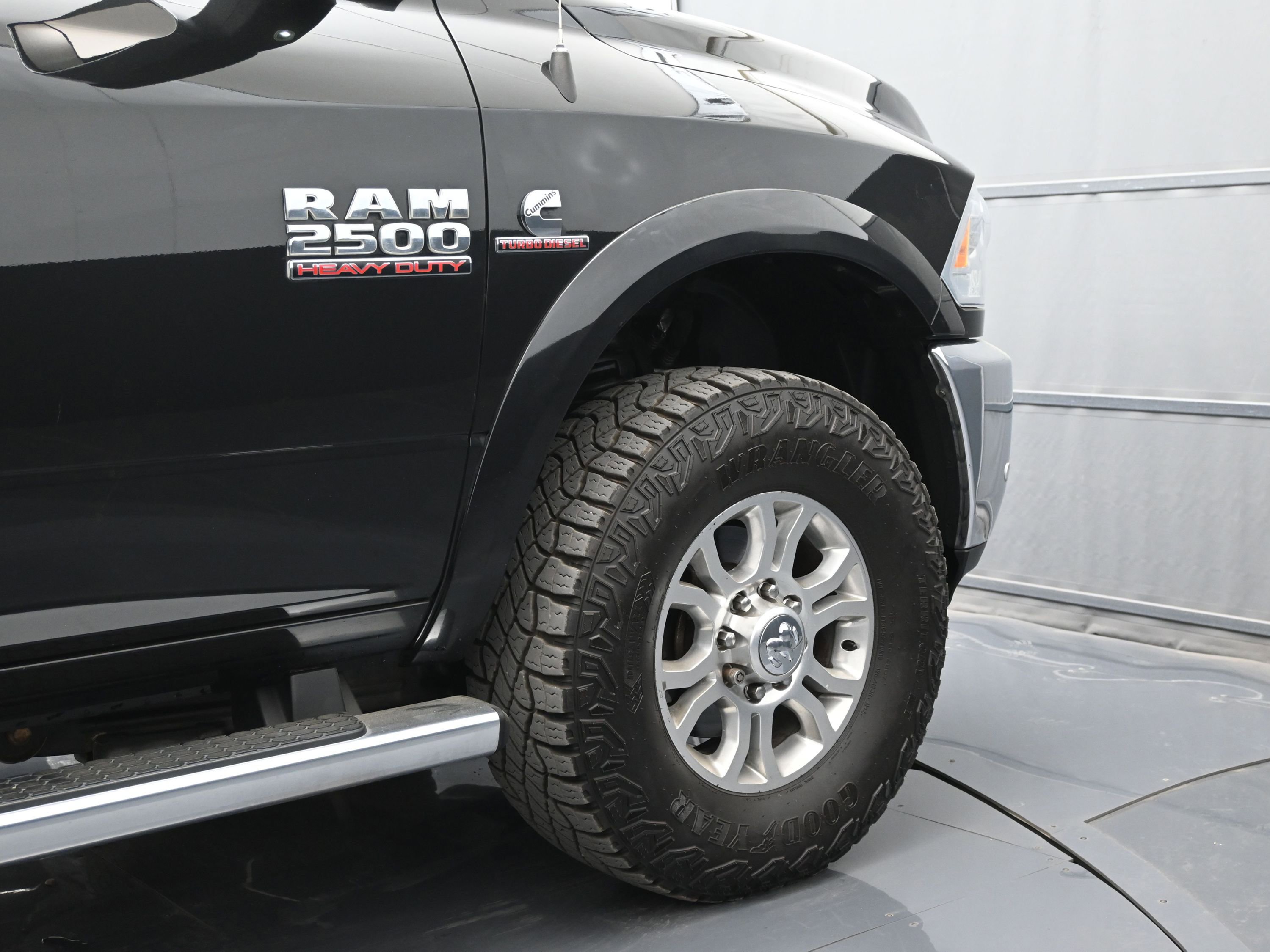 Used 2018 RAM 2500 Laramie w/ Off Road Package AWD/4WD image 48