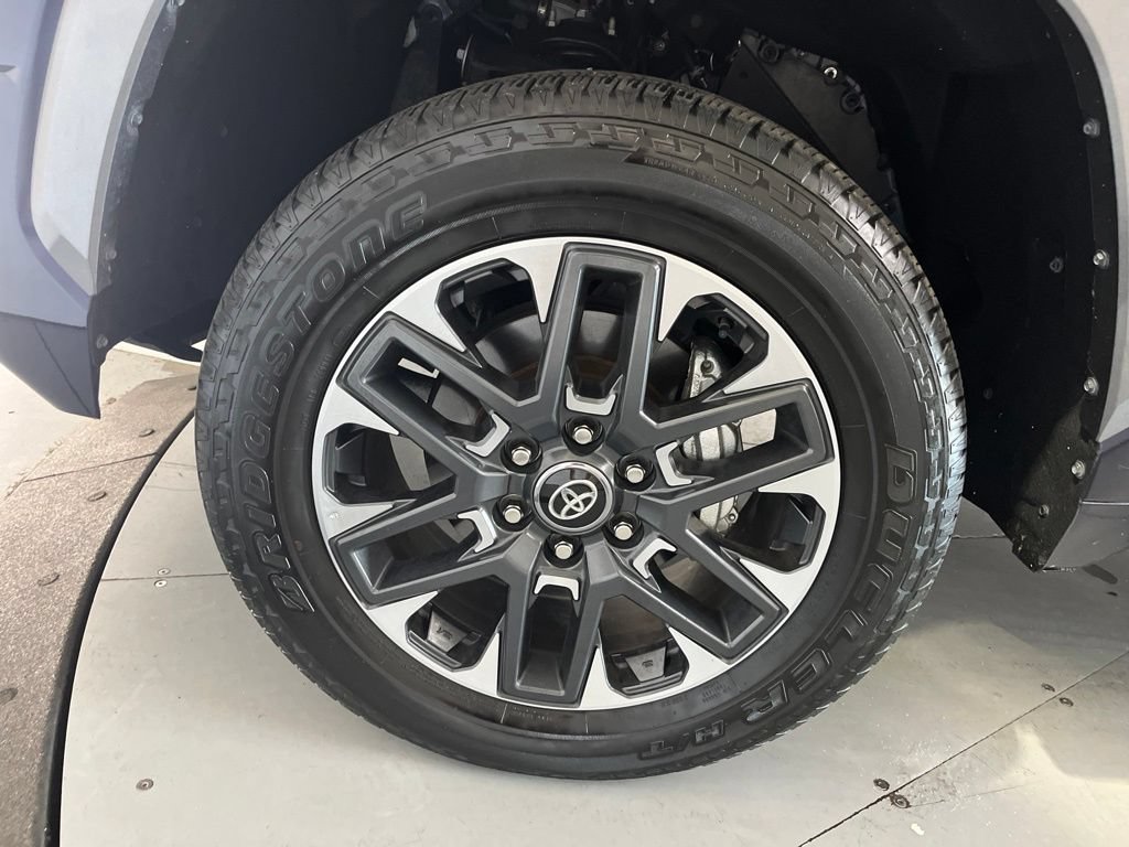 Certified 2025 Toyota Tundra Limited AWD/4WD image 14
