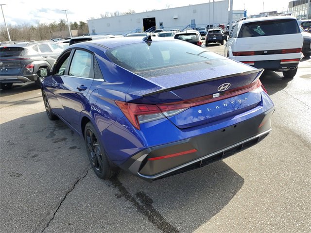 New 2026 Hyundai Elantra SEL Sport image 3