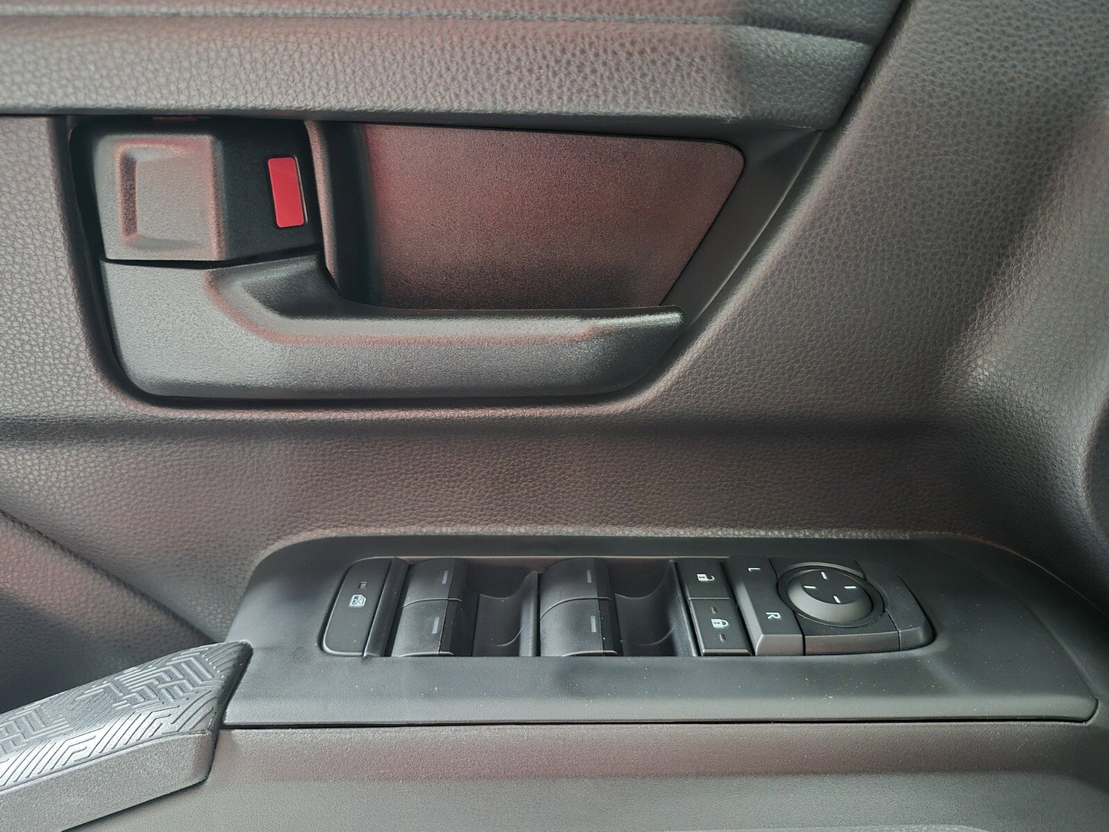 New 2026 Toyota Tacoma SR5 image 16