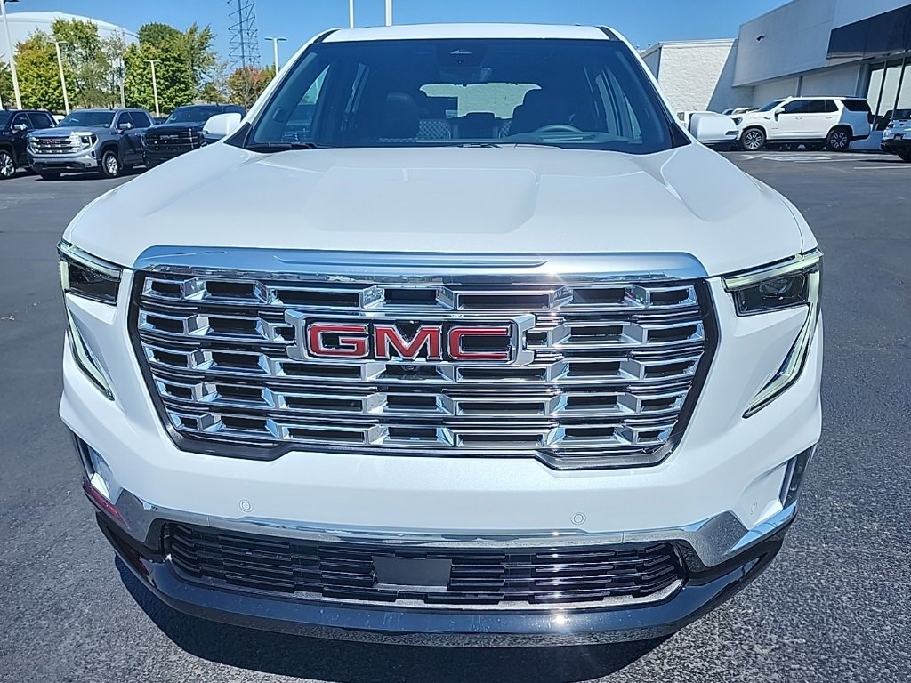 New 2026 GMC Acadia Denali w/ Super Cruise Package image 8