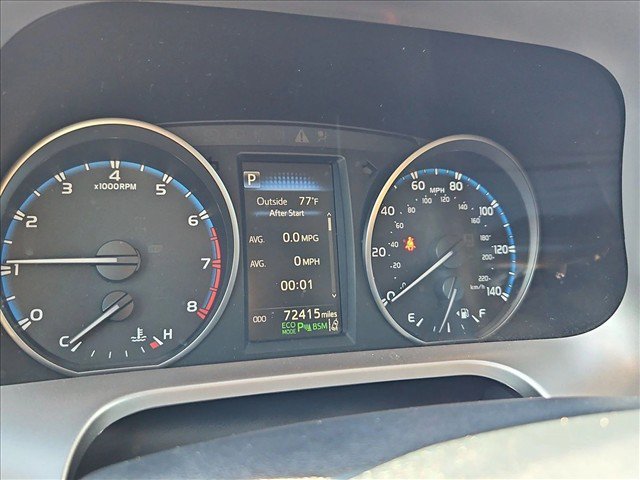 Used 2018 Toyota RAV4 XLE FWD image 11
