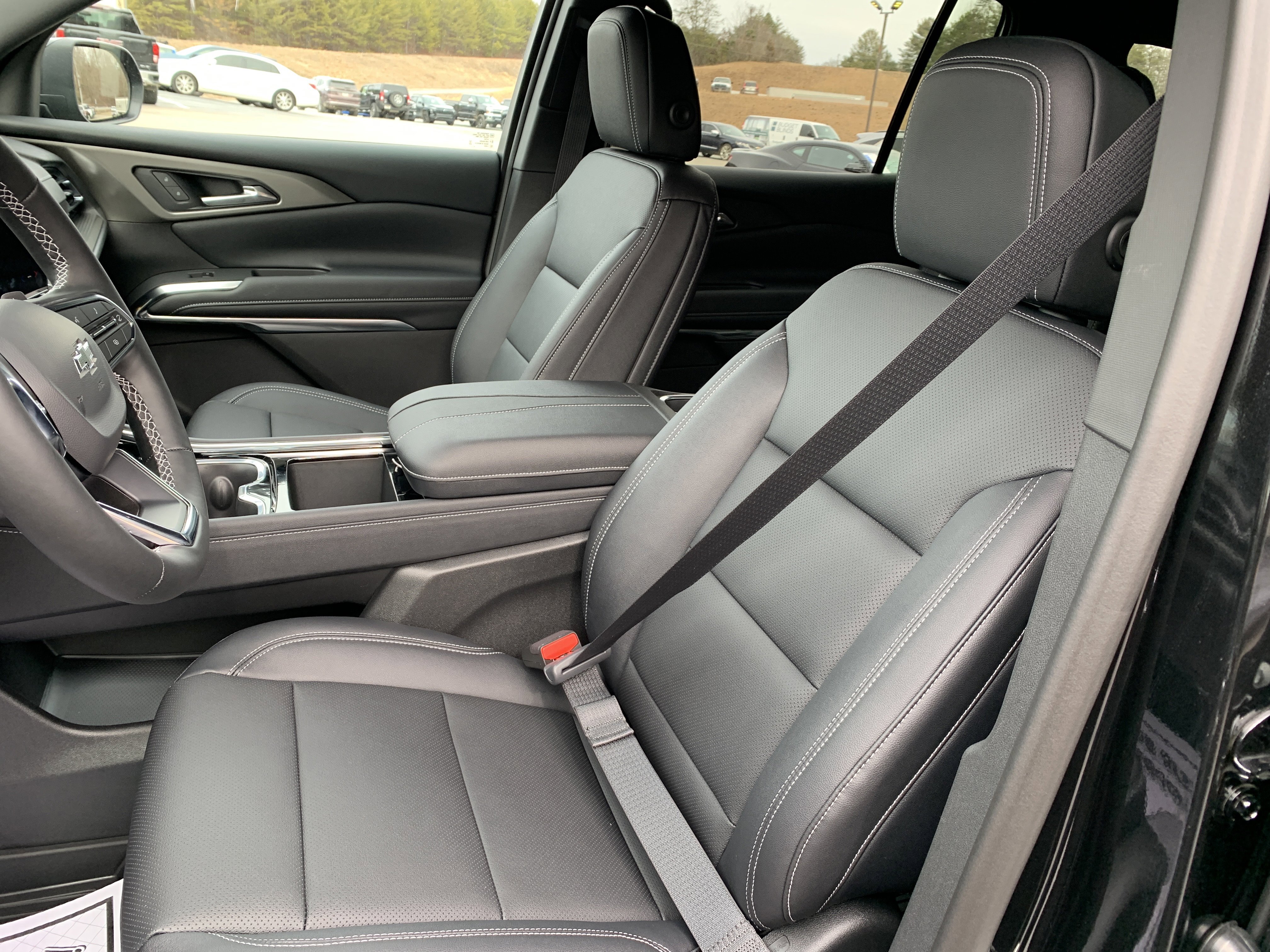 New 2026 Chevrolet Traverse LT w/ Midnight/Sport Edition image 10