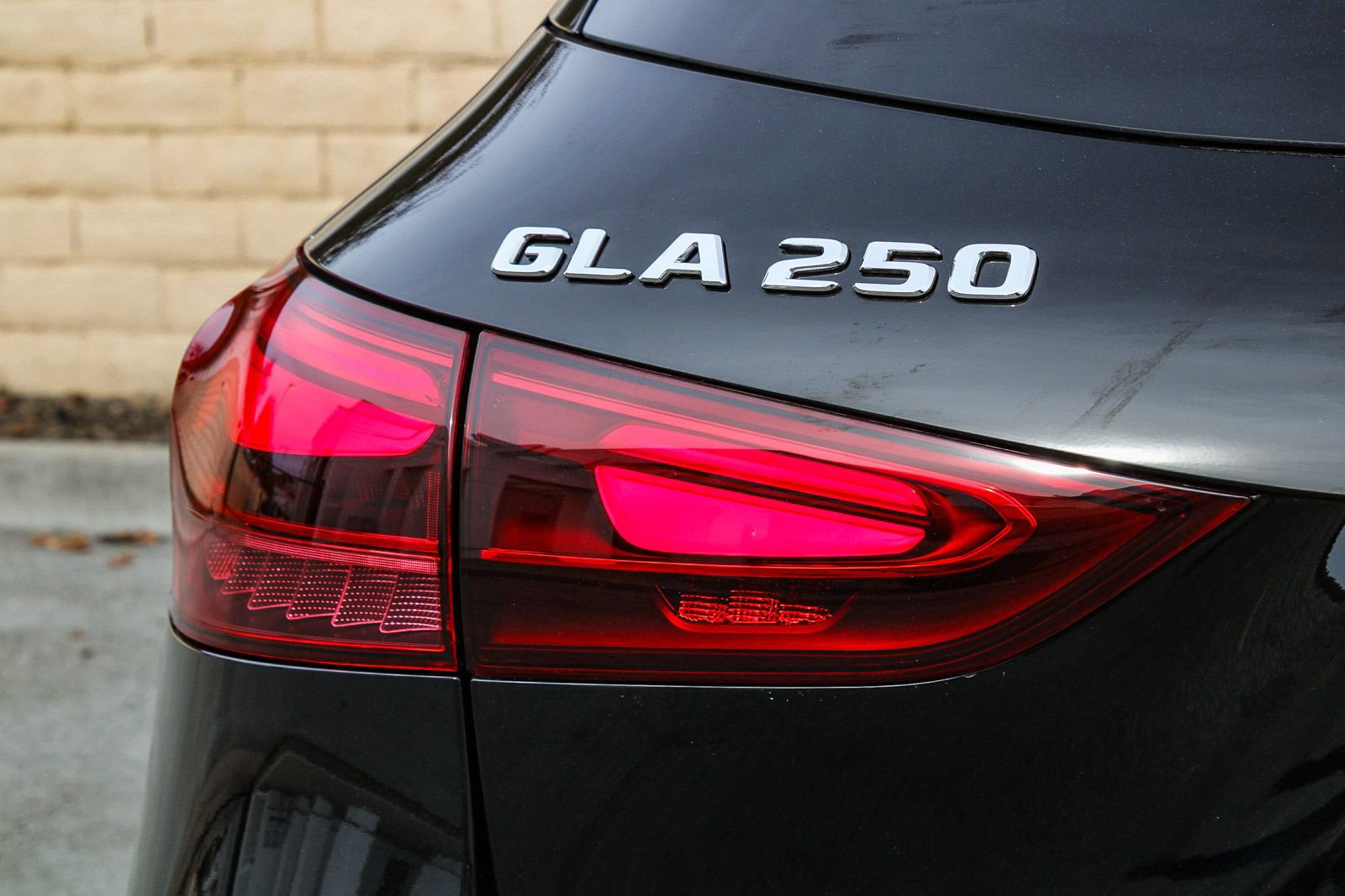 Certified 2026 Mercedes-Benz GLA 250 4MATIC image 10