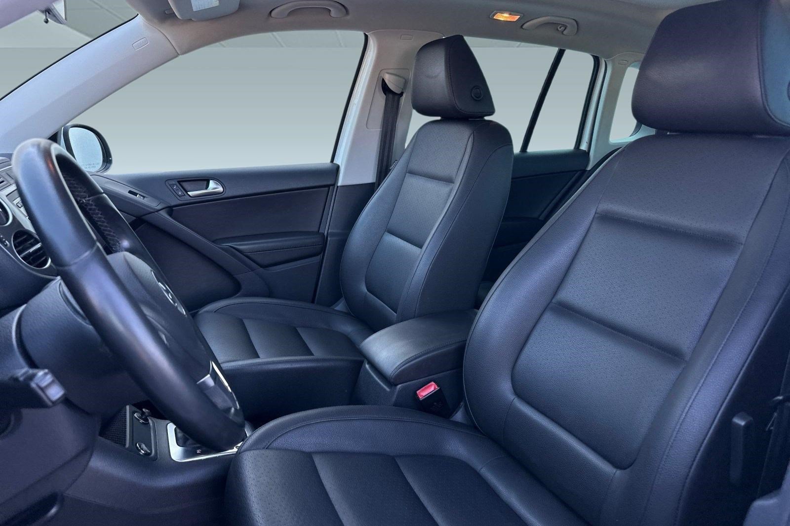 Used 2015 Volkswagen Tiguan S FWD image 5