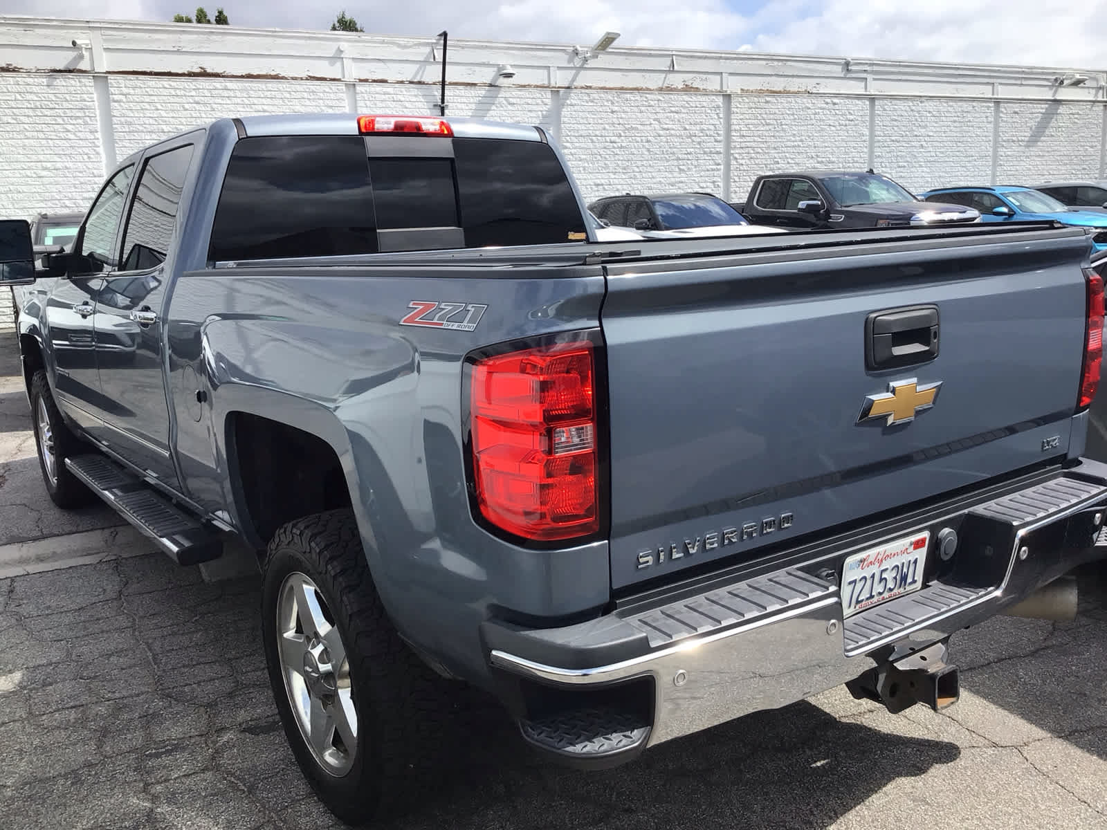 Used 2015 Chevrolet Silverado 2500 LTZ w/ Duramax Plus Package AWD/4WD image 3