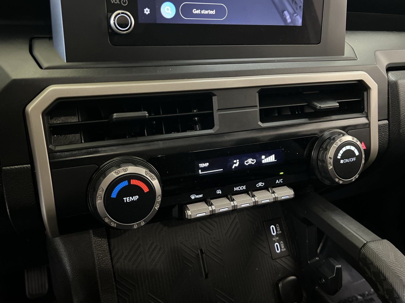 Used 2024 Toyota Tacoma SR RWD image 20