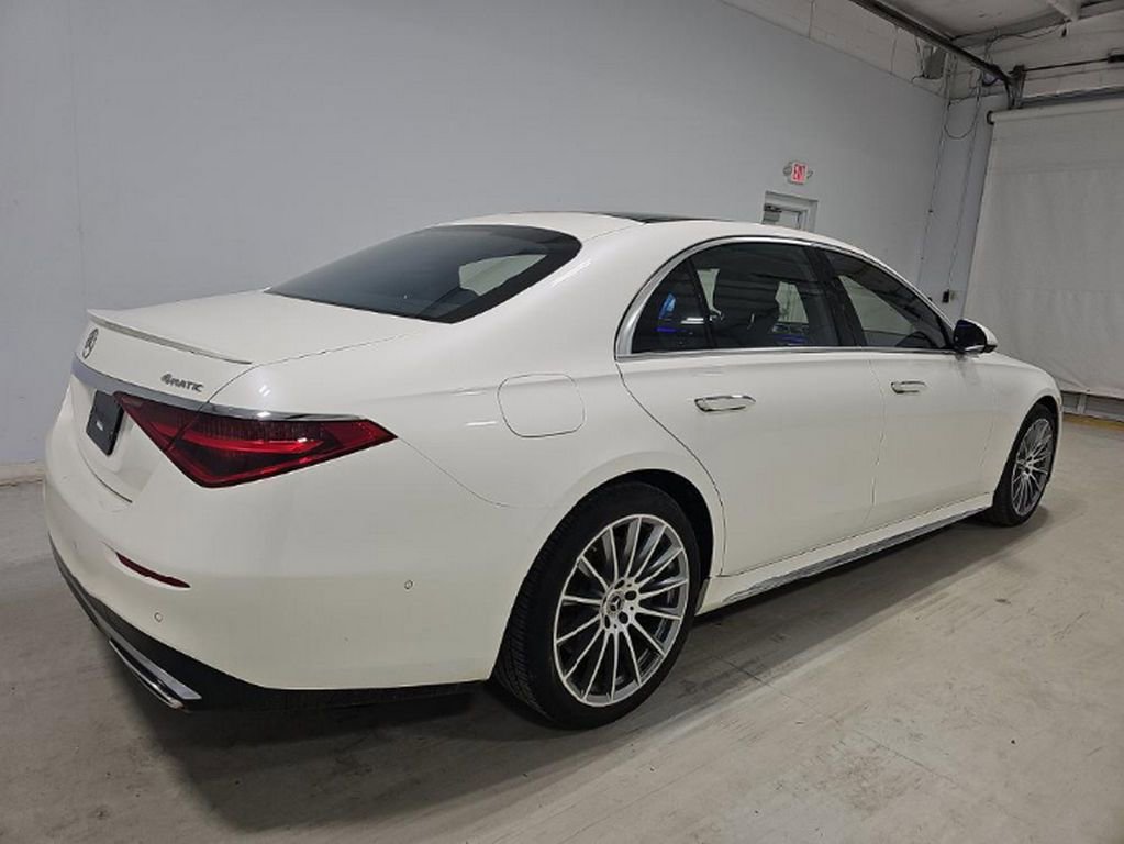 Used 2023 Mercedes-Benz S 500 4MATIC w/ AMG Line image 3