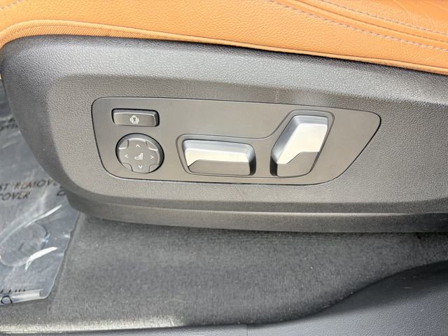 Used 2022 BMW X5 xDrive45e w/ Climate Comfort Package AWD/4WD image 7