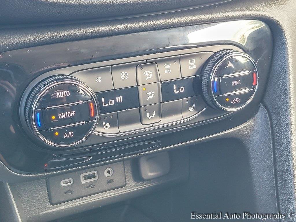 Used 2021 Buick Encore GX Select image 15