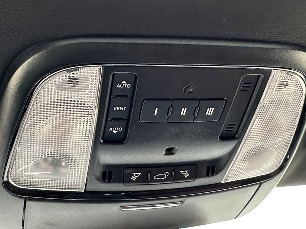 Used 2023 Dodge Durango GT image 18