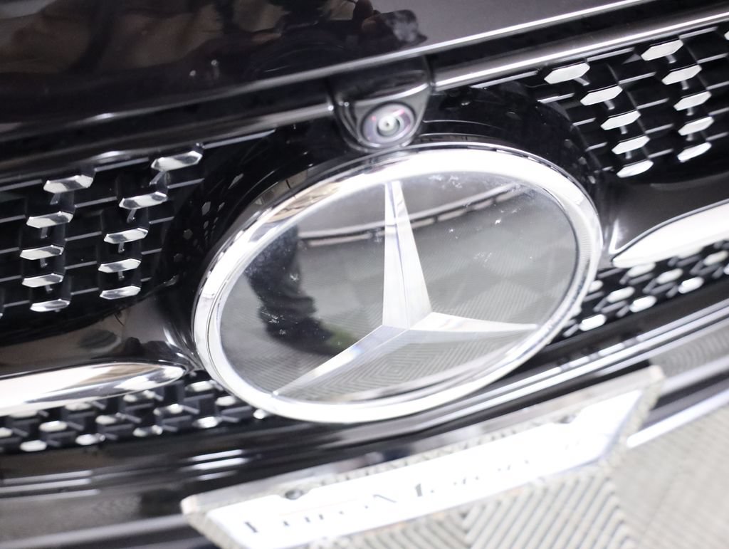 Used 2023 Mercedes-Benz E 350 4MATIC Sedan image 71