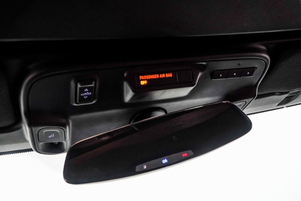 Used 2017 Chevrolet Camaro SS image 34