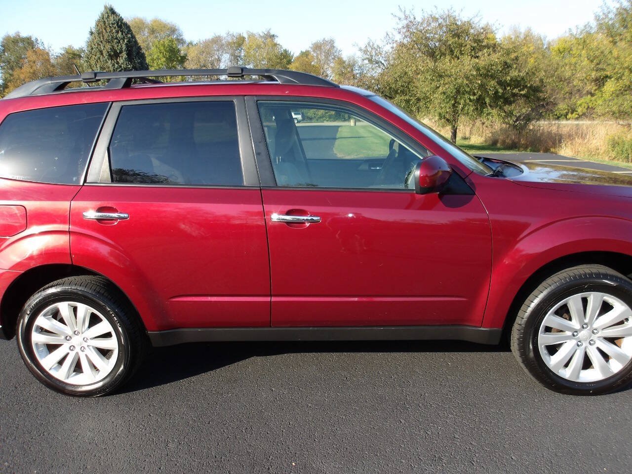 Used 2013 Subaru Forester 2.5X Premium w/ All-Weather Pkg AWD/4WD image 30