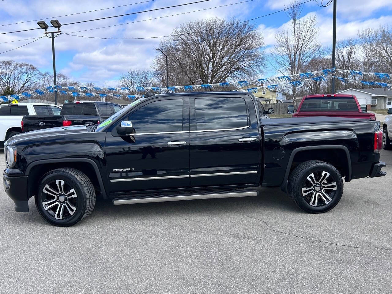 Used 2017 GMC Sierra 1500 Denali AWD/4WD image 3