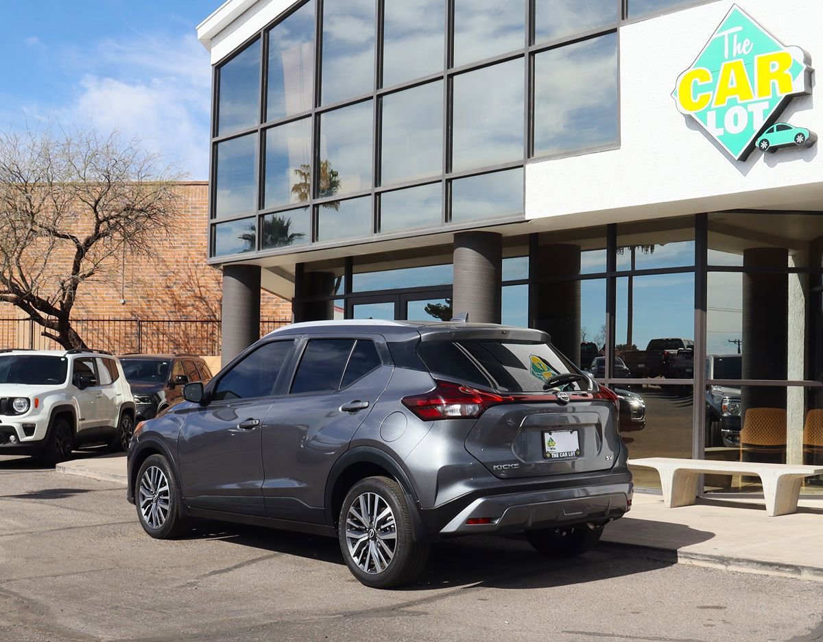 Used 2024 Nissan Kicks SV FWD image 9