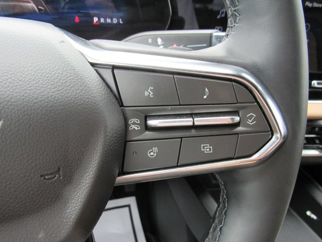 Certified 2025 Chevrolet Equinox ACTIV w/ Safety and Technology Package AWD/4WD image 19