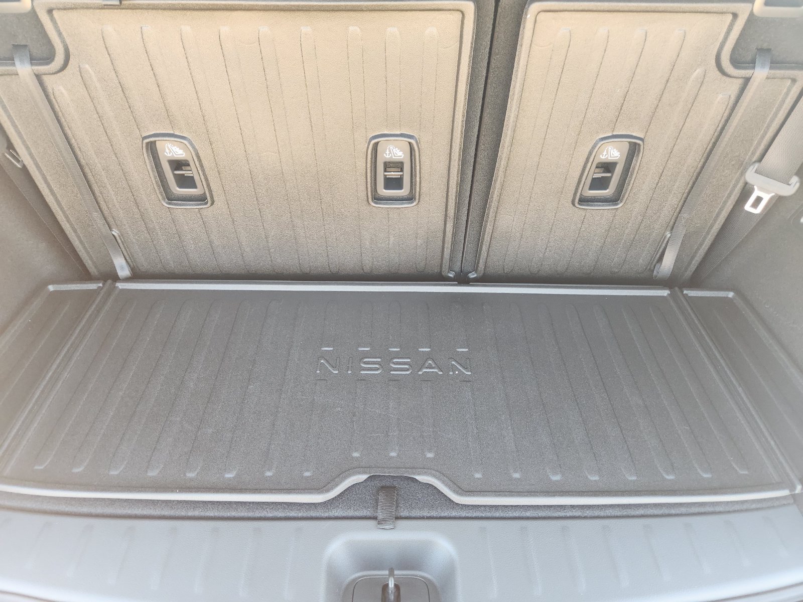 New 2026 Nissan Pathfinder SV FWD image 27