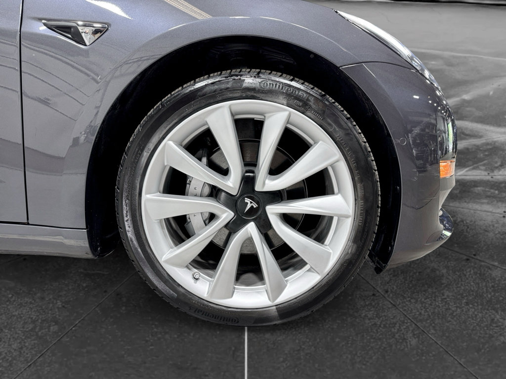 Used 2020 Tesla Model 3 Long Range image 33