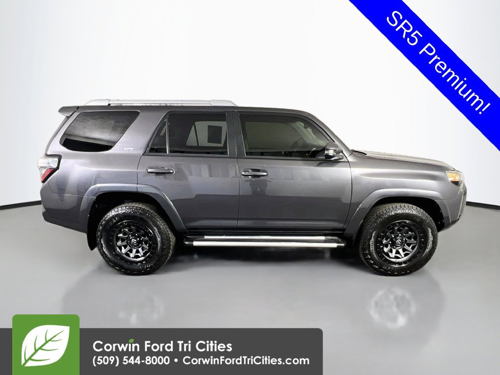 Used 2018 Toyota 4Runner SR5 Premium AWD/4WD image 18