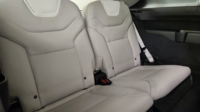 New 2026 Volvo EX90 Plus AWD/4WD image 32