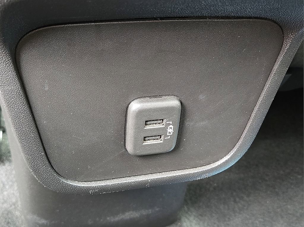 Used 2024 Chevrolet Equinox LT image 18