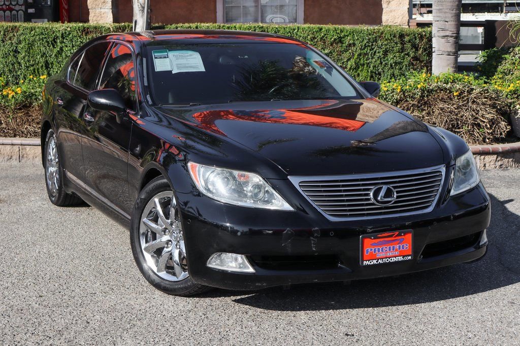 Used 2008 Lexus LS 460 image 2