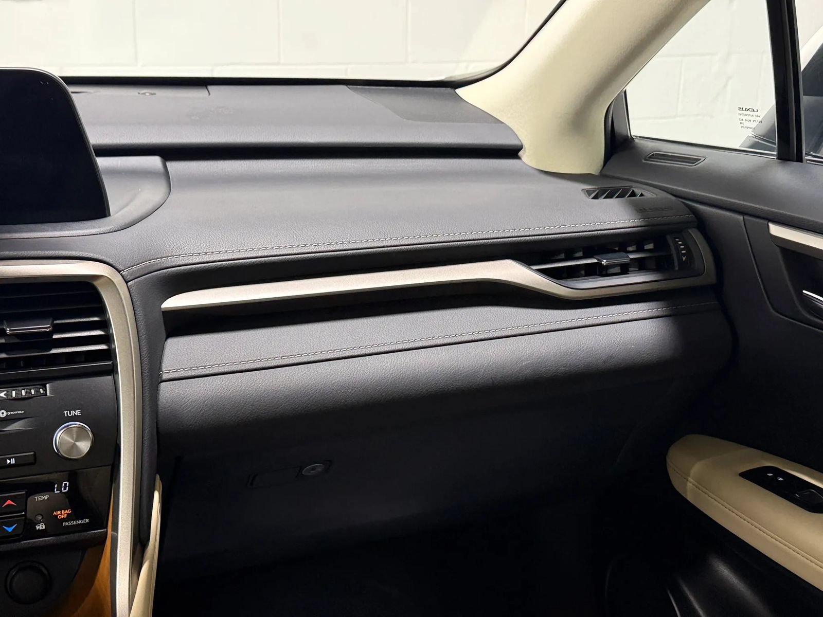 Used 2022 Lexus RX 350 AWD w/ Premium Package image 22