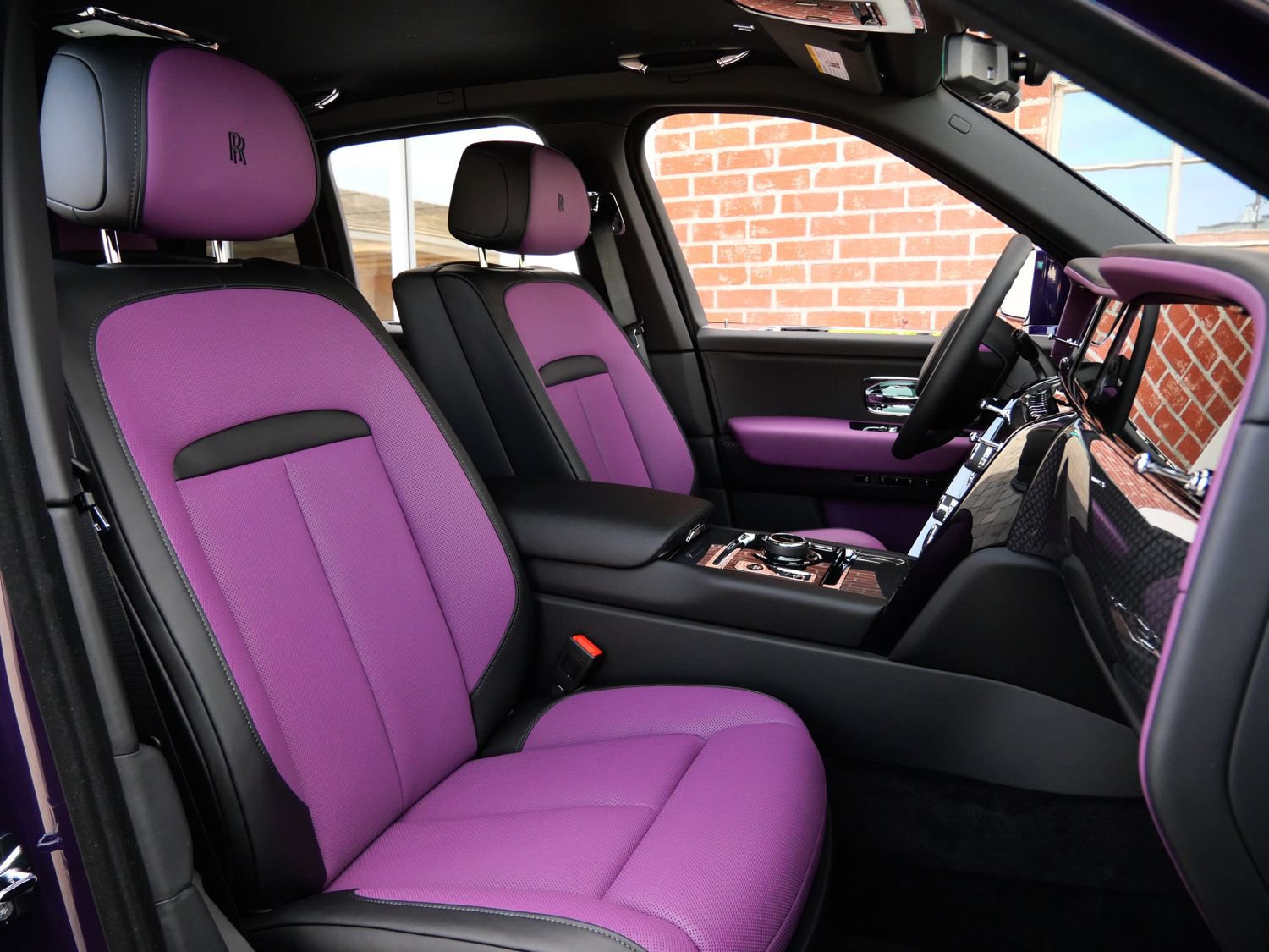 New 2027 Rolls-Royce Cullinan Black Badge AWD/4WD image 33