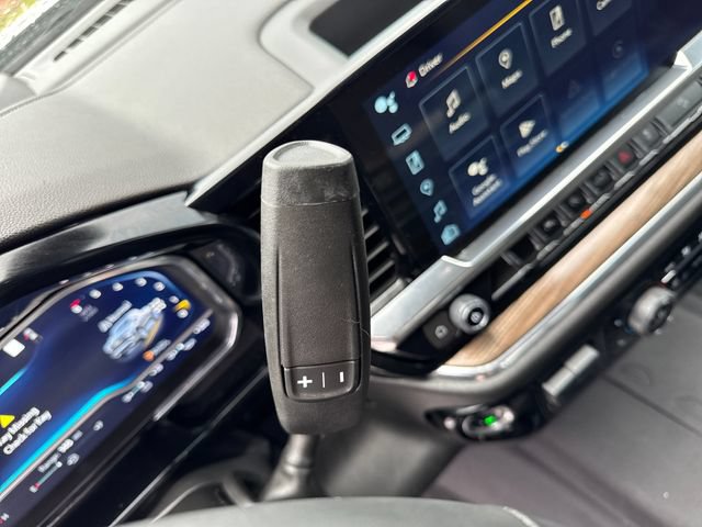 Used 2023 Chevrolet Silverado 1500 LT AWD/4WD image 23