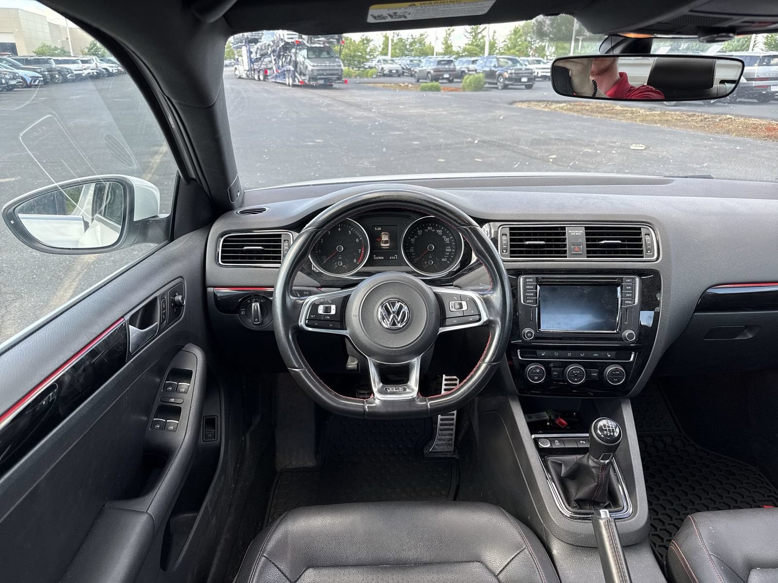 Used 2017 Volkswagen Jetta GLI FWD image 15