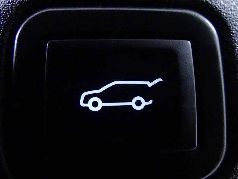 Used 2023 Cadillac XT4 Premium Luxury w/ Driver Assist Package image 31