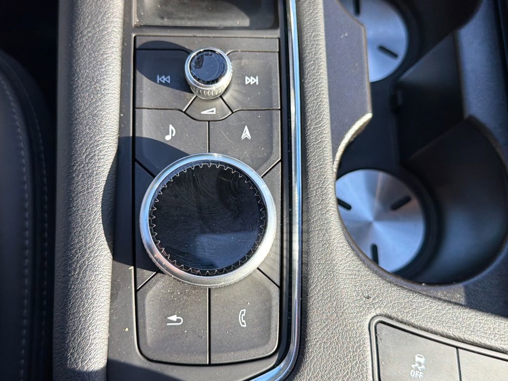 Used 2024 Cadillac XT6 Premium Luxury image 24