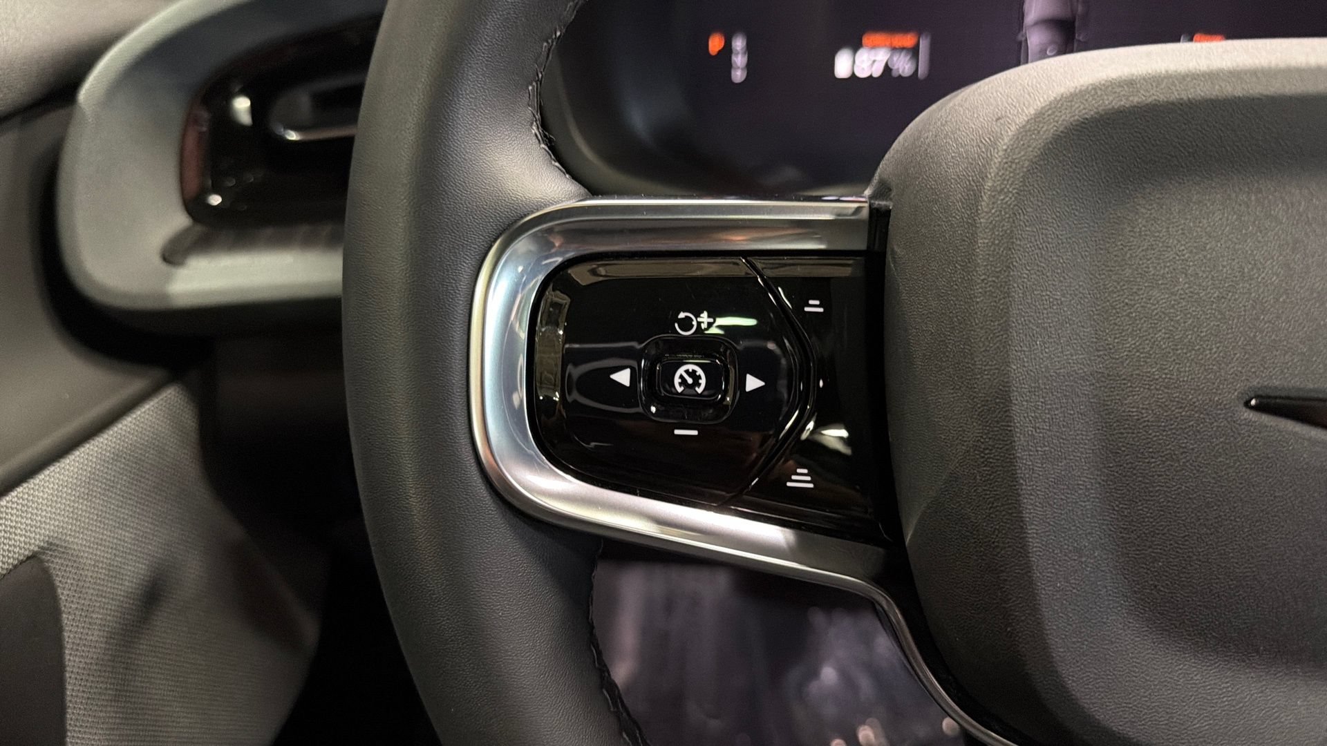 Certified 2023 Polestar Polestar 2 AWD/4WD image 10