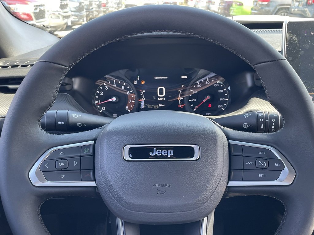 New 2026 Jeep Compass Latitude image 25