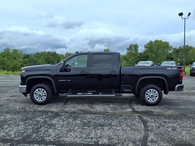 Used 2026 Chevrolet Silverado 2500 LT AWD/4WD image 11