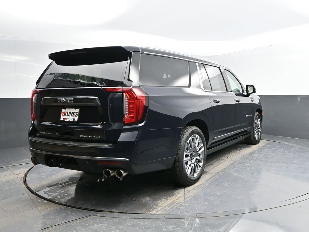 Used 2023 GMC Yukon XL Denali Ultimate image 7