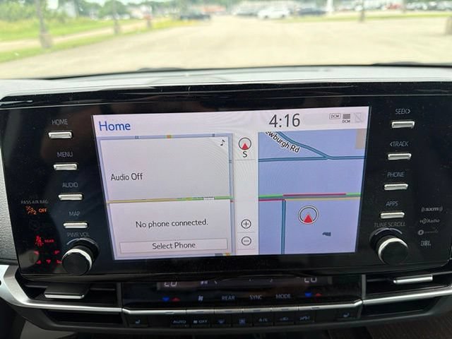 Certified 2024 Toyota Sienna XLE w/ XLE Plus Package FWD image 18