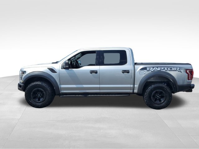 Used 2018 Ford F150 Raptor w/ Equipment Group 801A Mid AWD/4WD image 7