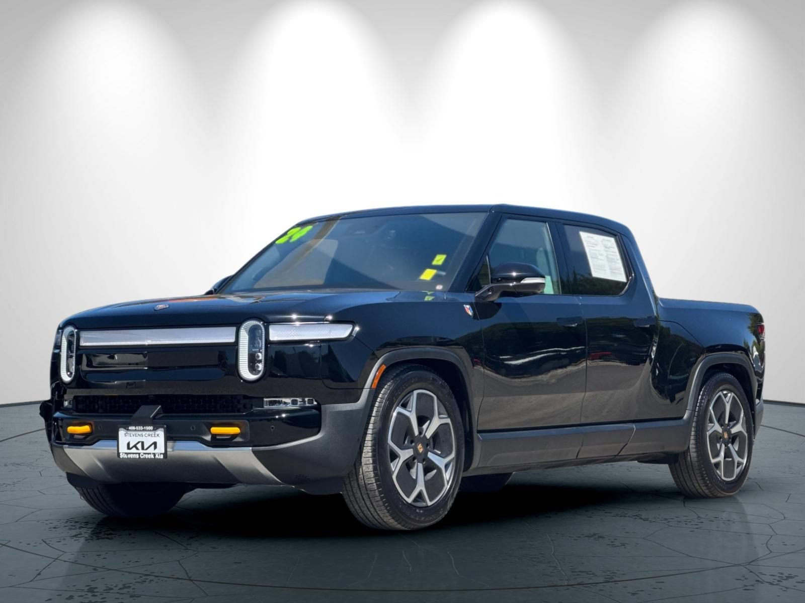 Used 2024 Rivian R1T Adventure Dual AWD/4WD image 8