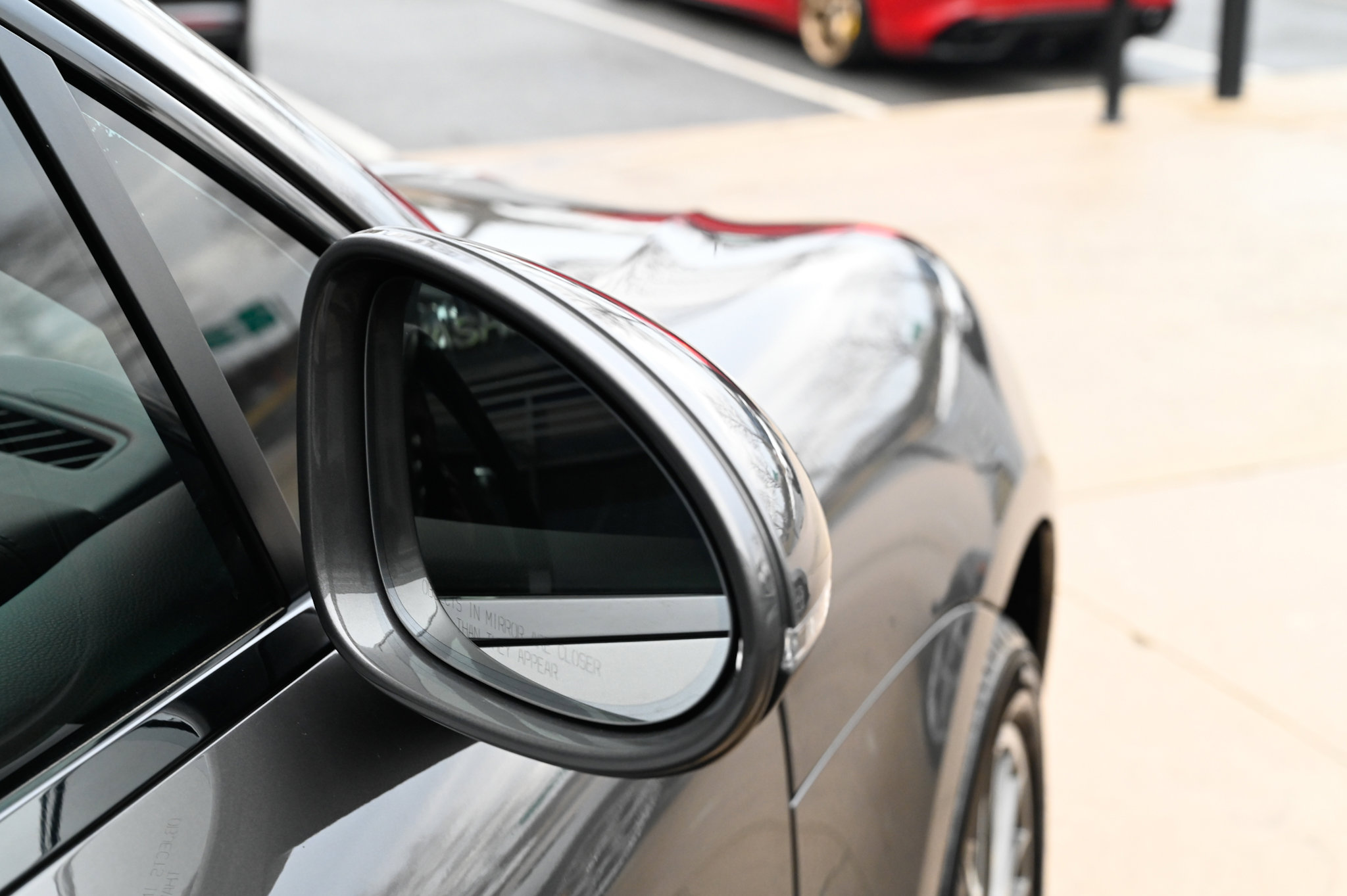 Used 2018 Porsche Macan Turbo image 13