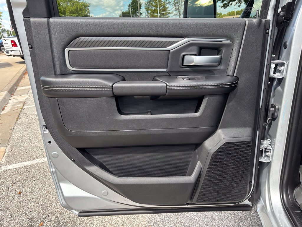 New 2027 RAM 2500 Big Horn AWD/4WD image 15