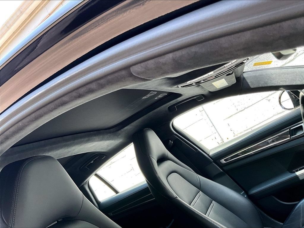 Certified 2022 Porsche Panamera GTS AWD/4WD image 27