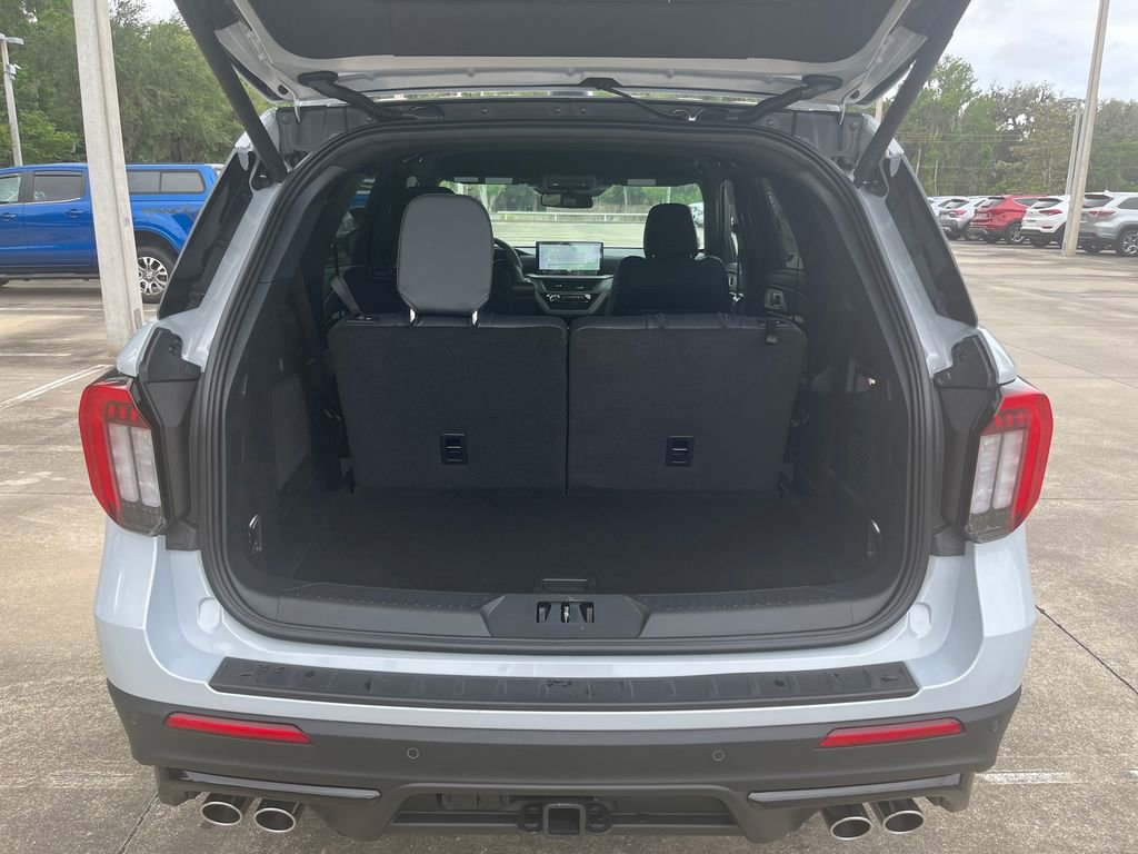 New 2026 Ford Explorer ST AWD/4WD image 31