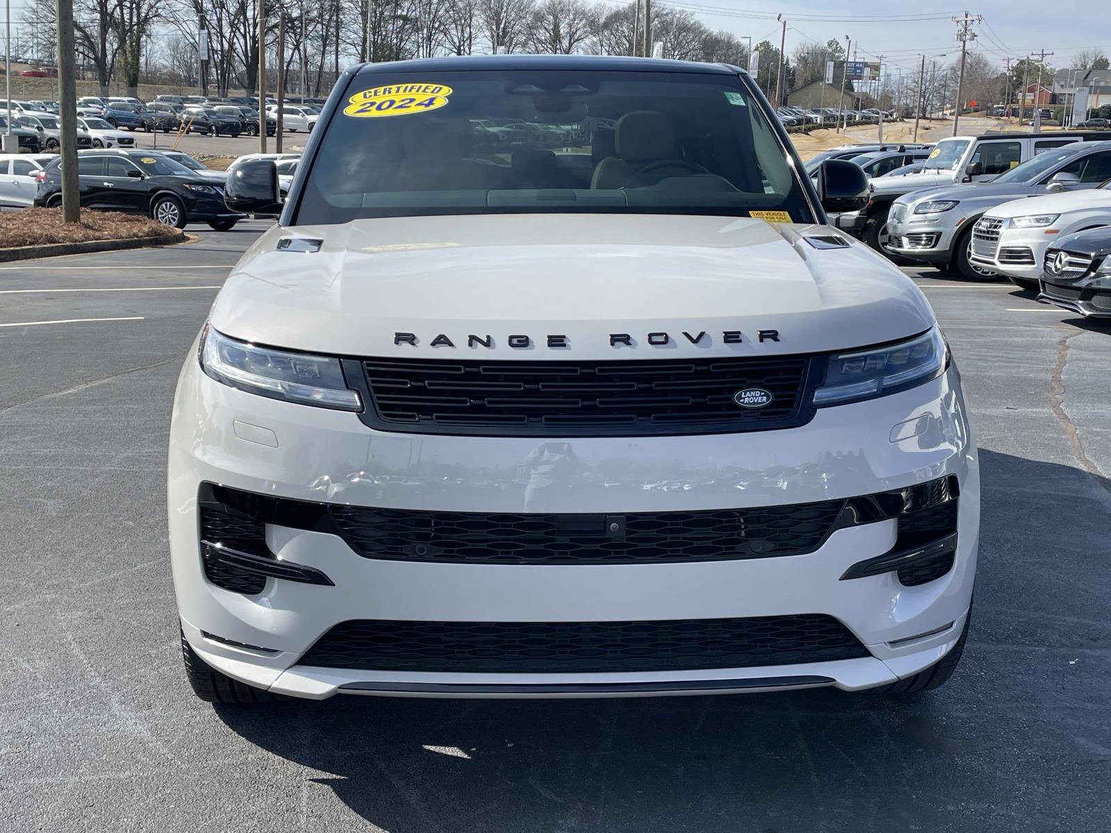 Used 2024 Land Rover Range Rover Sport Dynamic SE image 2