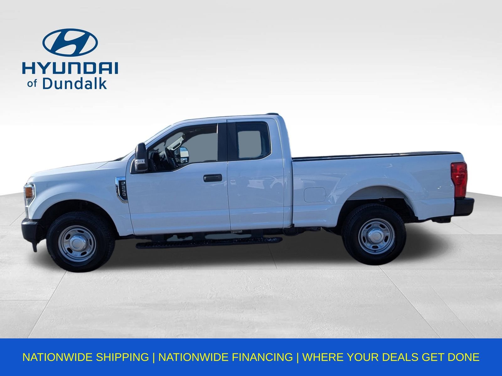 Used 2022 Ford F250 XL w/ Power Equipment Group image 5