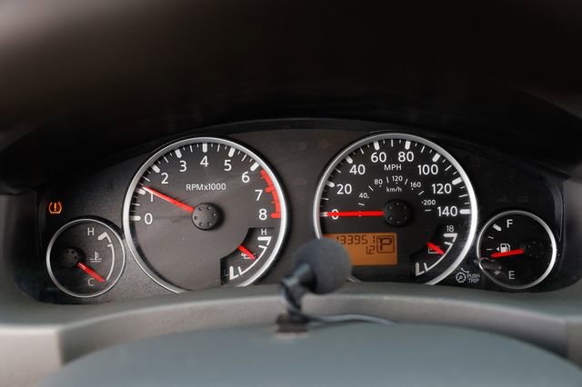 Used 2012 Nissan Frontier SL image 31