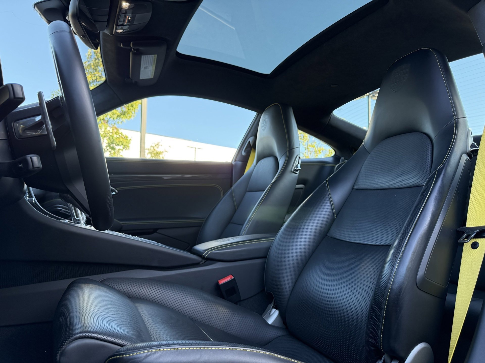 Certified 2019 Porsche 911 Turbo S image 5